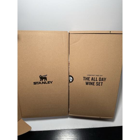 Stanley Comfort & Joy Collection GILDED SUGAR All Day Wine Set BNWT BNIB - Picture 2 of 11